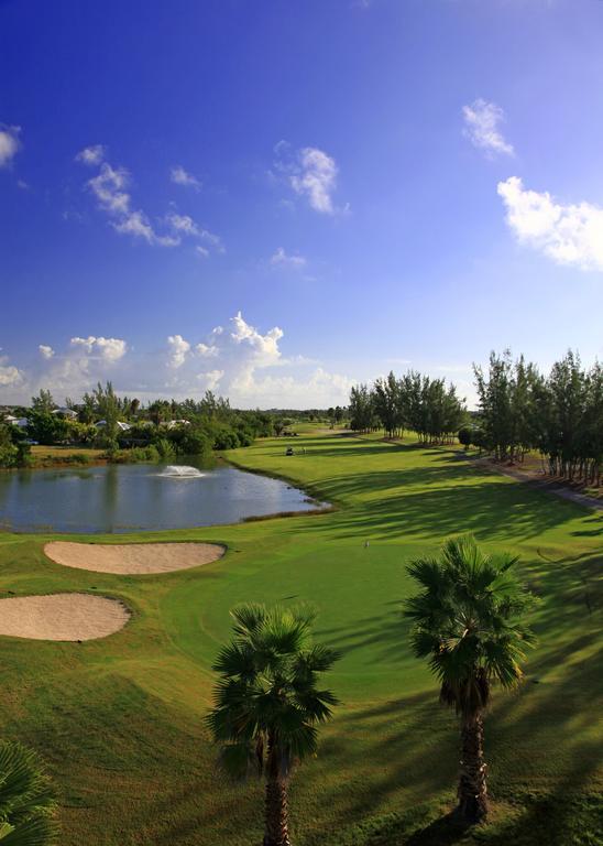 The Regent Grand Hotel Grace Bay Exterior photo