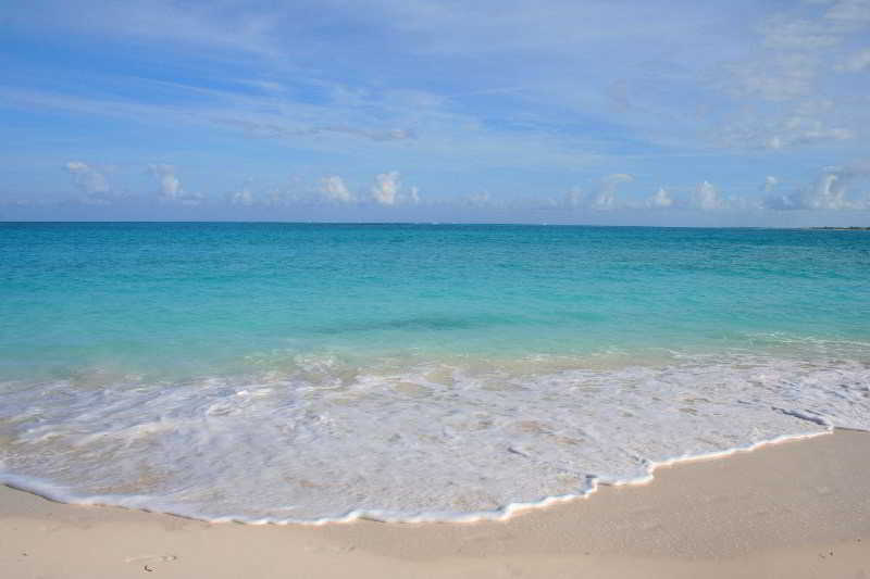 The Regent Grand Hotel Grace Bay Exterior photo